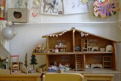 großer Raum Spielsachen